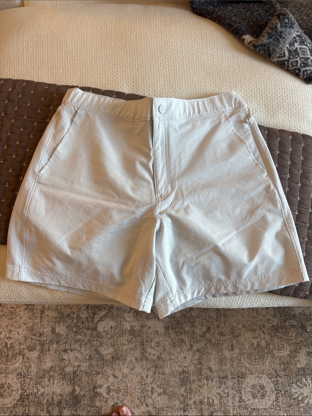 Mens VRST white shorts